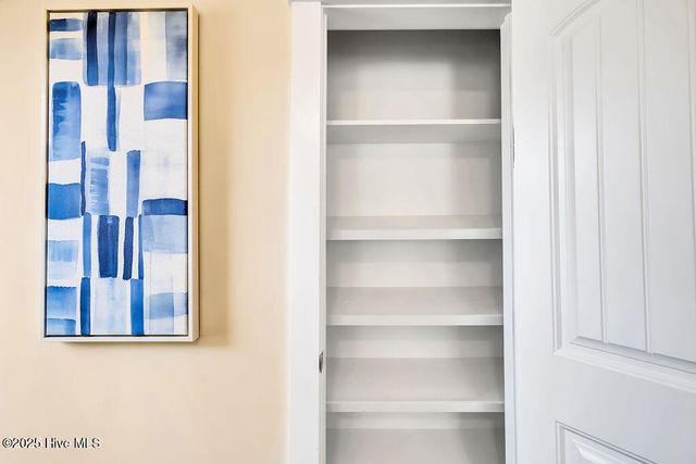 805 E Yacht Drive, Oak Island, NC 28465