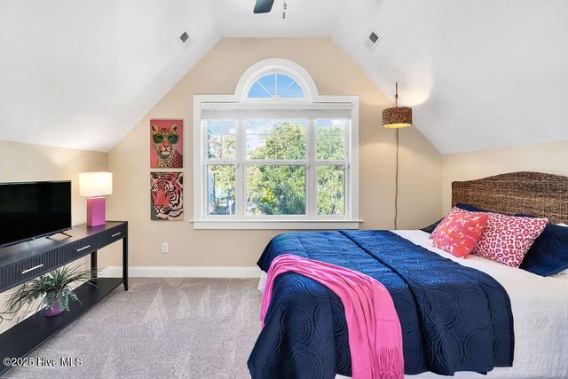 805 E Yacht Drive, Oak Island, NC 28465