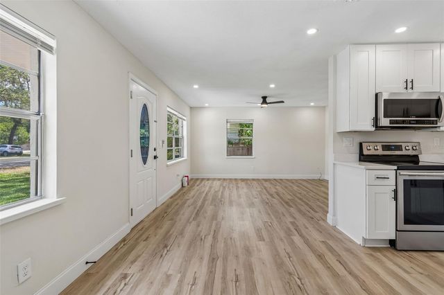 1105 W YUKON STREET, Tampa, FL 33604