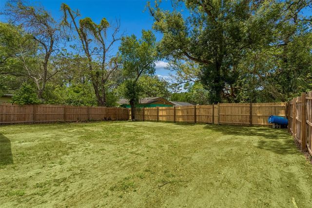 1105 W YUKON STREET, Tampa, FL 33604