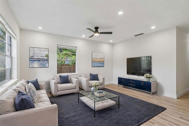 1105 W YUKON STREET, Tampa, FL 33604