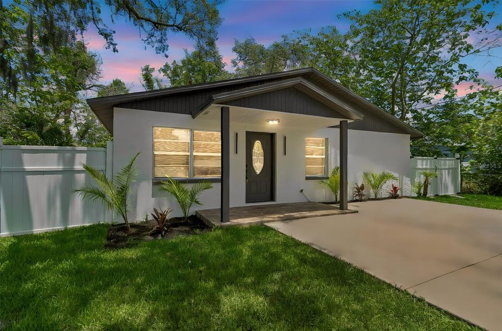 1105 W YUKON STREET, Tampa, FL 33604