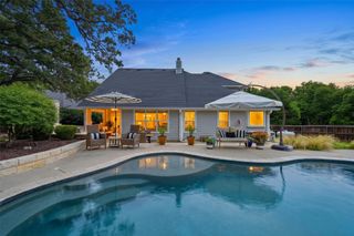 215 Pueblo Drive, Lake Kiowa, TX 76240