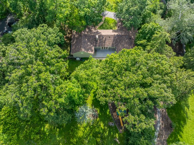 1355 Woodland Lane, Riverwoods, IL 60015