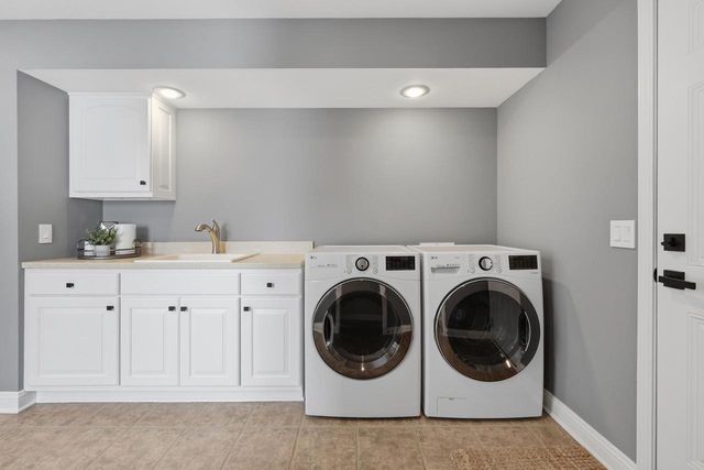 7600 Suffolk Down, Sun Prairie, WI 53590