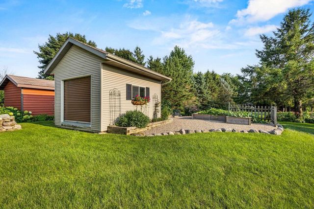 7600 Suffolk Down, Sun Prairie, WI 53590