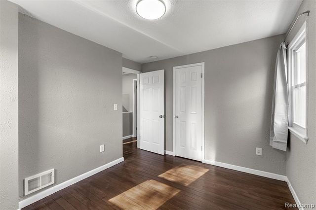 10838 Nottingham Road, Detroit, MI 48224