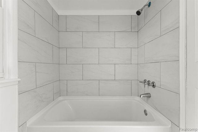 10838 Nottingham Road, Detroit, MI 48224