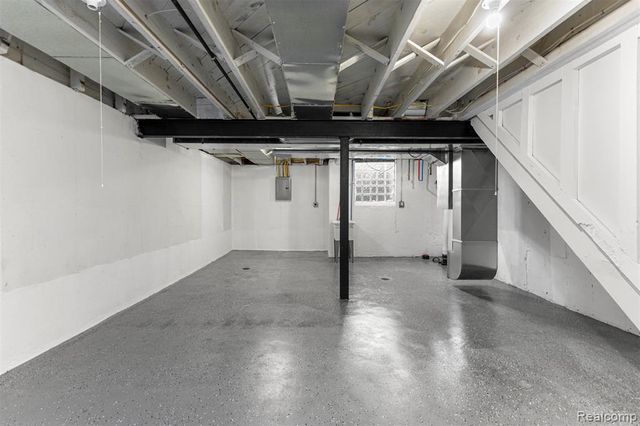 10838 Nottingham Road, Detroit, MI 48224