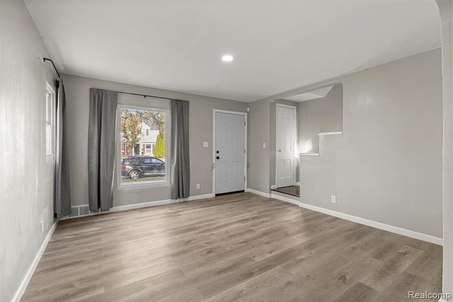 10838 Nottingham Road, Detroit, MI 48224