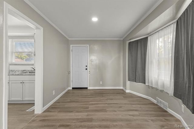 10838 Nottingham Road, Detroit, MI 48224