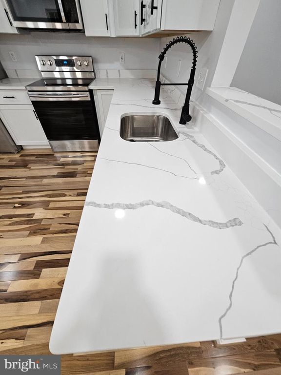 Image 10 of property listing at 13028 SALFORD TER, Upper Marlboro, MD 20772