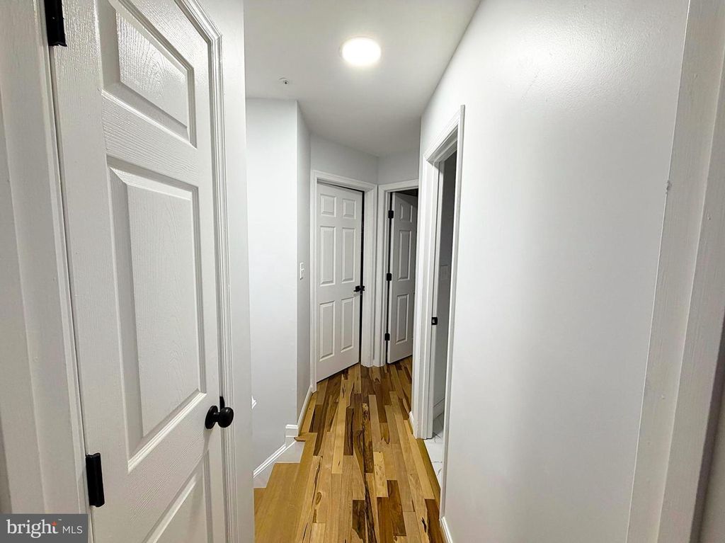 Image 11 of property listing at 13028 SALFORD TER, Upper Marlboro, MD 20772