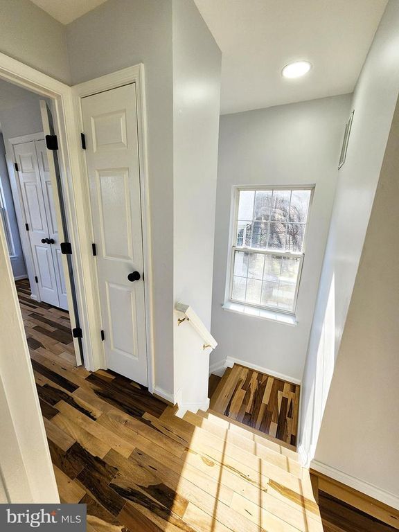 Image 20 of property listing at 13028 SALFORD TER, Upper Marlboro, MD 20772