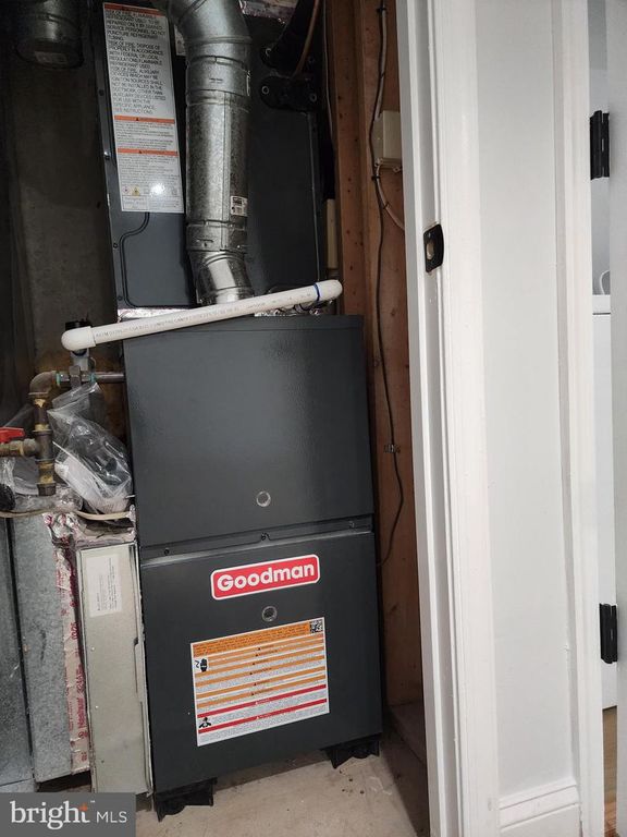 Image 37 of property listing at 13028 SALFORD TER, Upper Marlboro, MD 20772