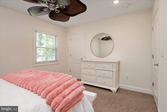 1134 VALLEY DR, Pasadena, MD 21122