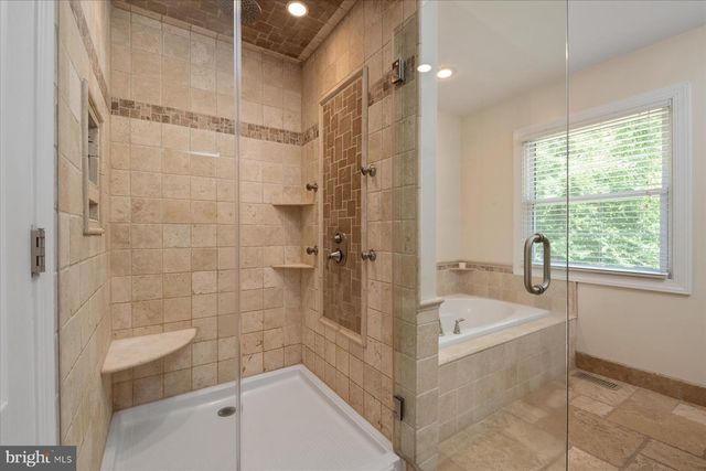 1134 VALLEY DR, Pasadena, MD 21122