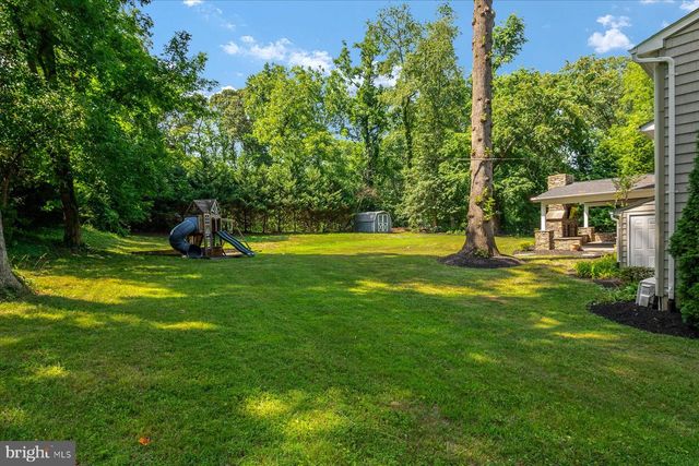 1134 VALLEY DR, Pasadena, MD 21122