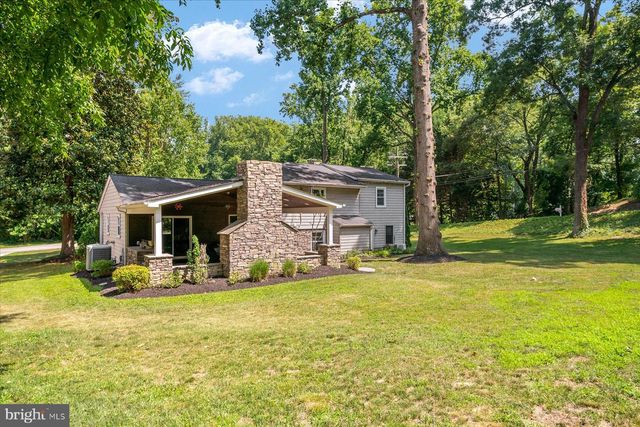 1134 VALLEY DR, Pasadena, MD 21122