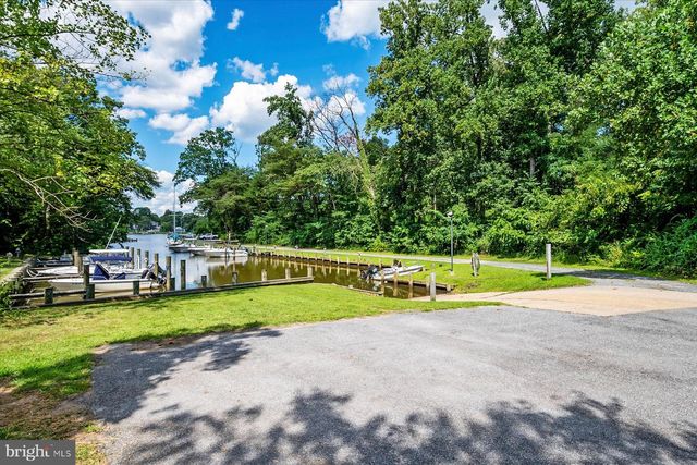 1134 VALLEY DR, Pasadena, MD 21122
