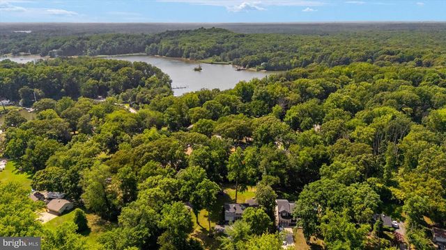 1134 VALLEY DR, Pasadena, MD 21122