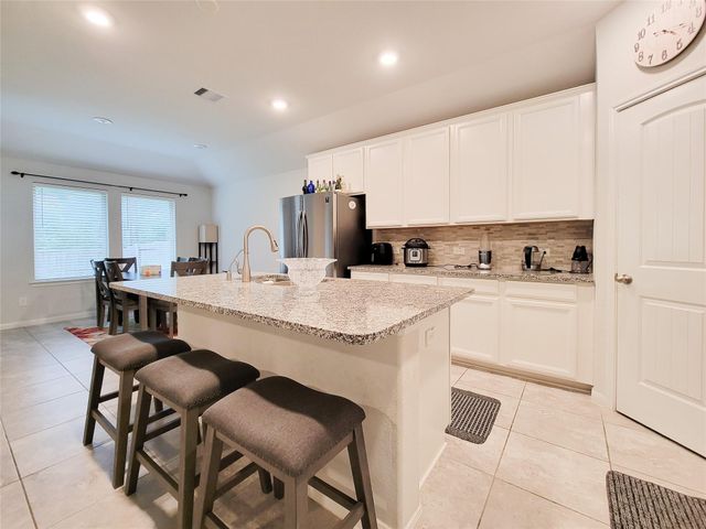 6523 Fiddlewood Thicket Lane, Katy, TX 77449