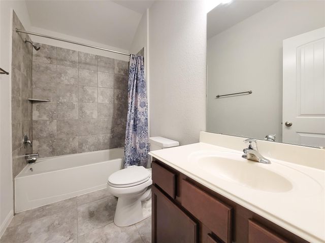 6523 Fiddlewood Thicket Lane, Katy, TX 77449