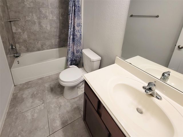 6523 Fiddlewood Thicket Lane, Katy, TX 77449