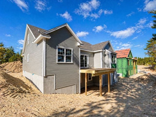 7 Weathervane Drive, Carver, MA 02330