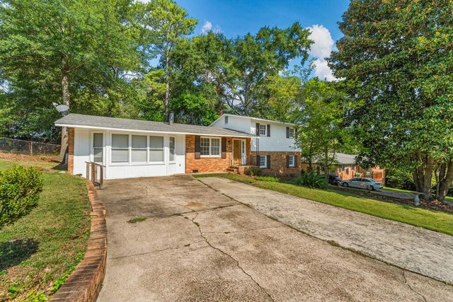 5511 Canberra Avenue, Columbus, GA 31909