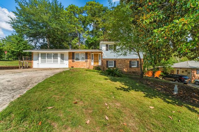 5511 Canberra Avenue, Columbus, GA 31909