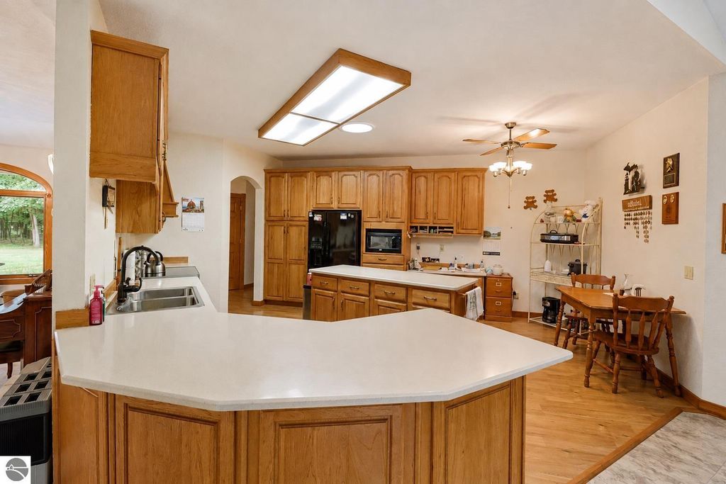 Image 12 of property listing at 5785 W Isabella Road, Mt Pleasant, MI 48858