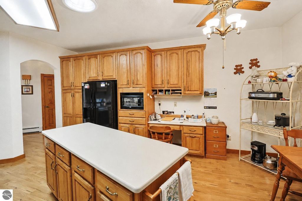 Image 14 of property listing at 5785 W Isabella Road, Mt Pleasant, MI 48858