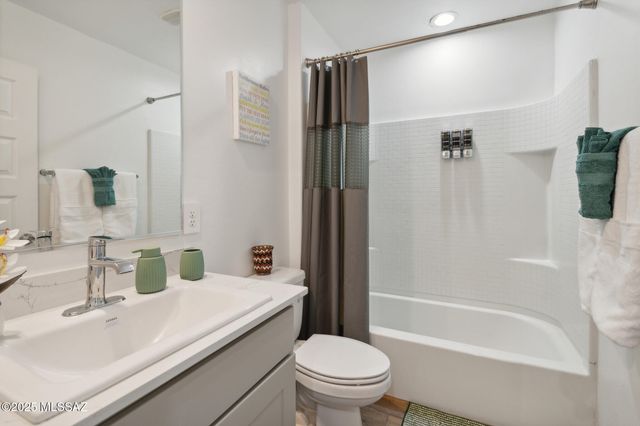 3596 N Kellen Canyon Court, Tucson, AZ 85745