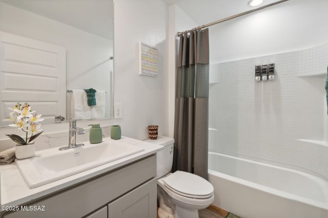 3596 N Kellen Canyon Court, Tucson, AZ 85745