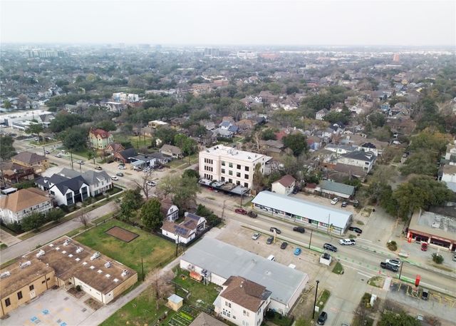 1100 Harvard Street 15, Houston, TX 77008