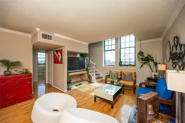 1100 Harvard Street 15, Houston, TX 77008