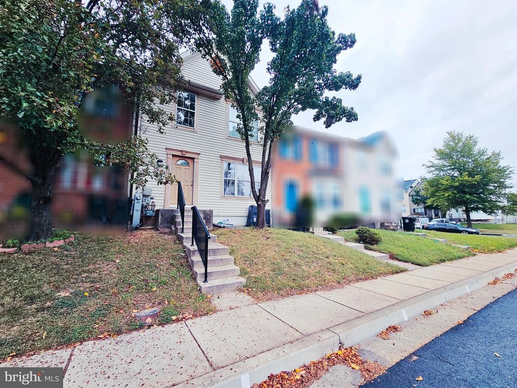 605 VILLAGER CIR, Baltimore, MD 21222