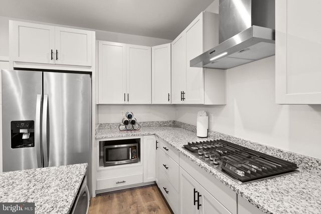 46005 WOODPECKER SQ, Sterling, VA 20165
