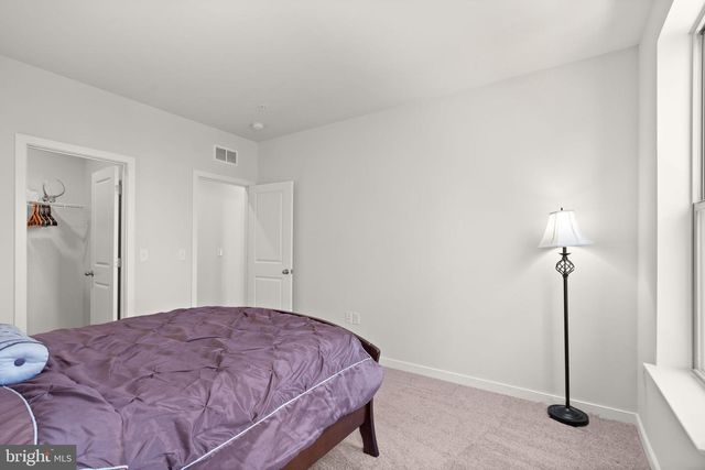 46005 WOODPECKER SQ, Sterling, VA 20165