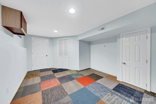 148 Linda Lane, Edison, NJ 08820