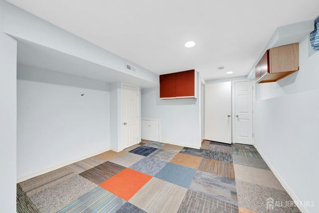 148 Linda Lane, Edison, NJ 08820