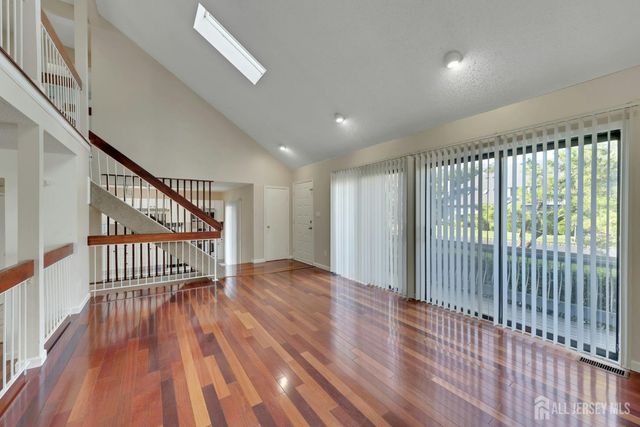 148 Linda Lane, Edison, NJ 08820