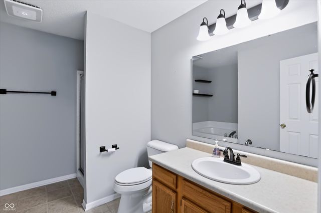 19563 Amber Way, Noblesville, IN 46060