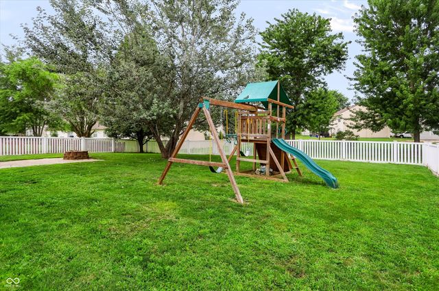 19563 Amber Way, Noblesville, IN 46060