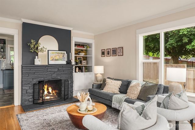 4456 46th Avenue SW, Seattle, WA 98116
