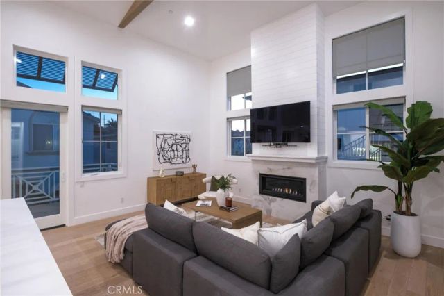 2114 Carnegie Lane C, Redondo Beach, CA 90278