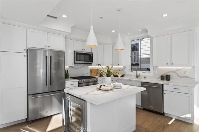 2114 Carnegie Lane C, Redondo Beach, CA 90278