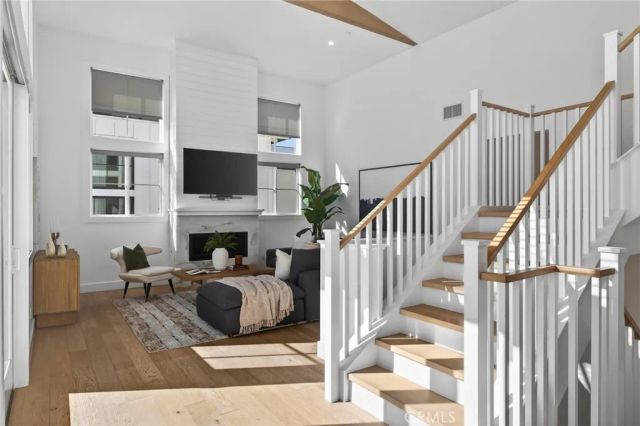2114 Carnegie Lane C, Redondo Beach, CA 90278