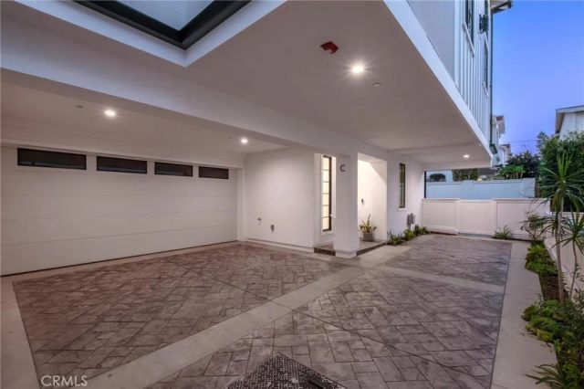 2114 Carnegie Lane C, Redondo Beach, CA 90278